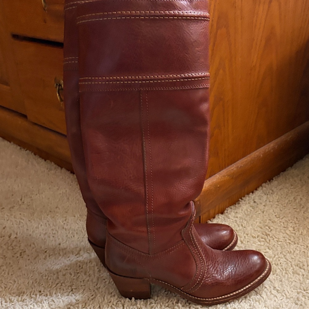 Frye Chestnut Leather Heeled Boots 5.5